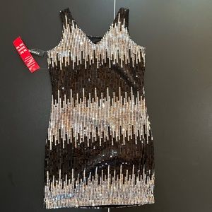Black and Silver sequin dress, perfect for New Year’s eve!